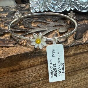 Brighton Silver Daisy Chain Bracelet *NWT
See Metals Description Below